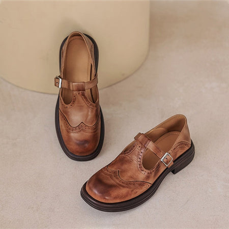 Chaussures T-Bar pour Femme – Style texturé avec détails perforés