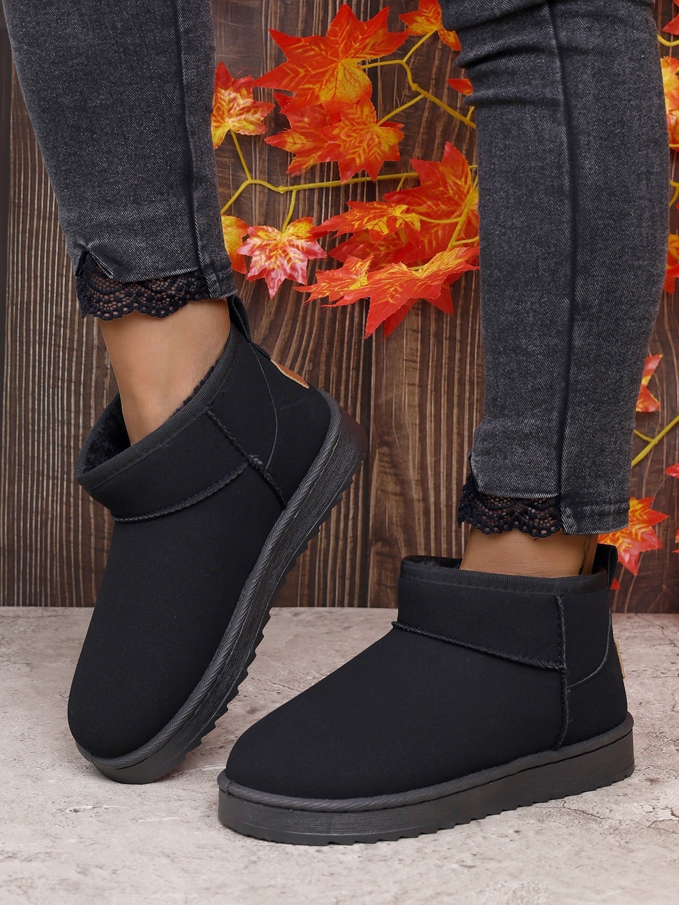 Bottines Femme Ultra Mini à Semelle Compensée avec Doublure en Fourrure – Bottines Noires Cheville pour un Confort Hivernal