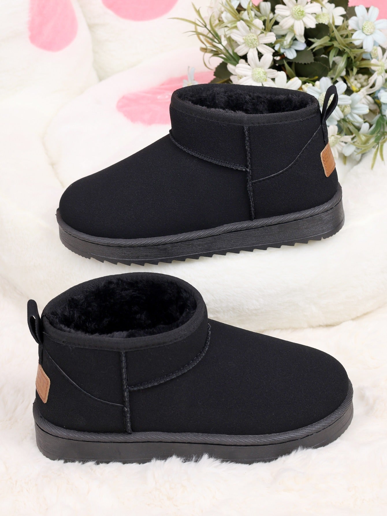 Bottines Femme Ultra Mini à Semelle Compensée avec Doublure en Fourrure – Bottines Noires Cheville pour un Confort Hivernal