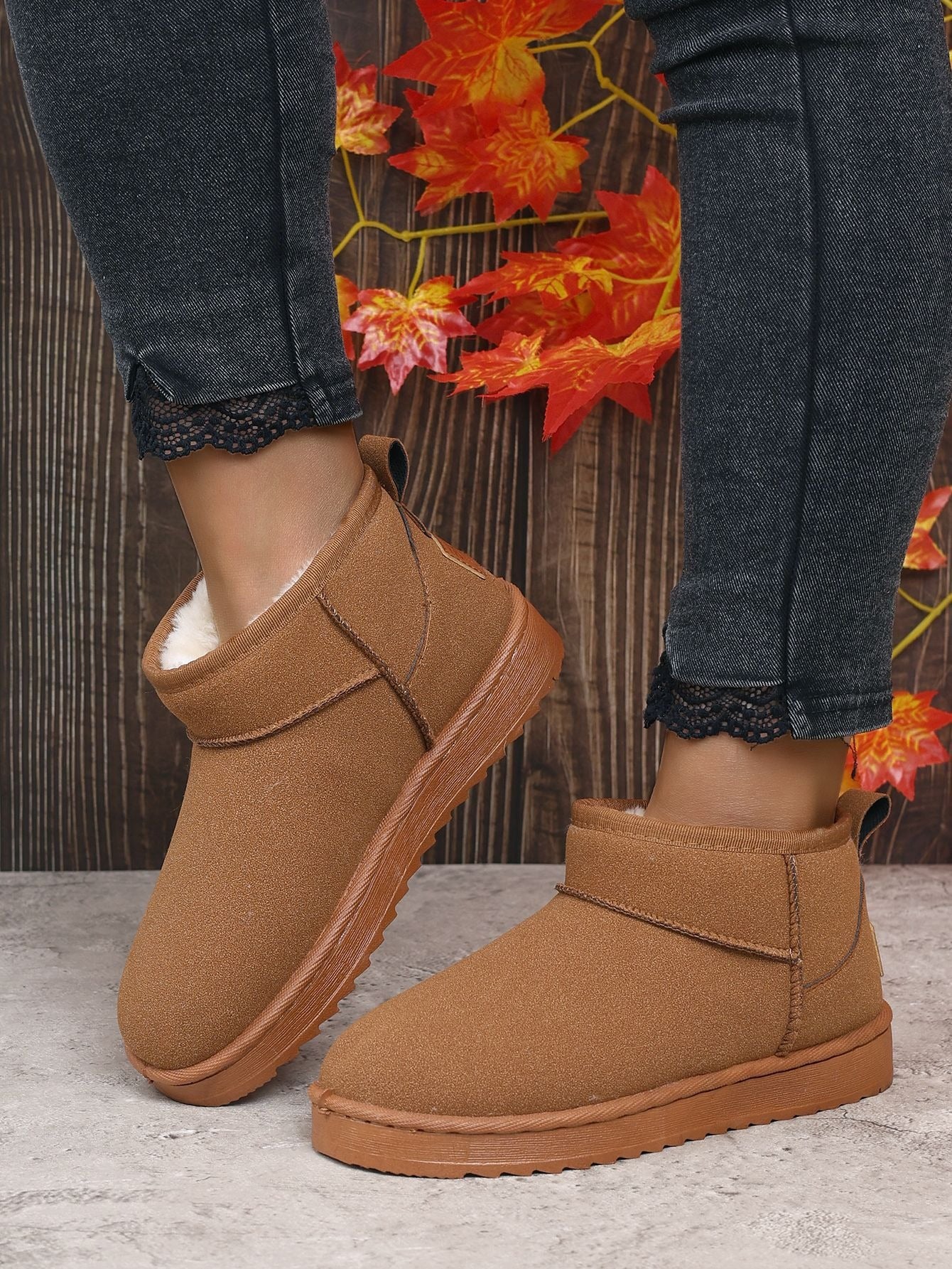 Bottines Femme Ultra Mini à Semelle Compensée avec Doublure en Fourrure – Bottines Noires Cheville pour un Confort Hivernal