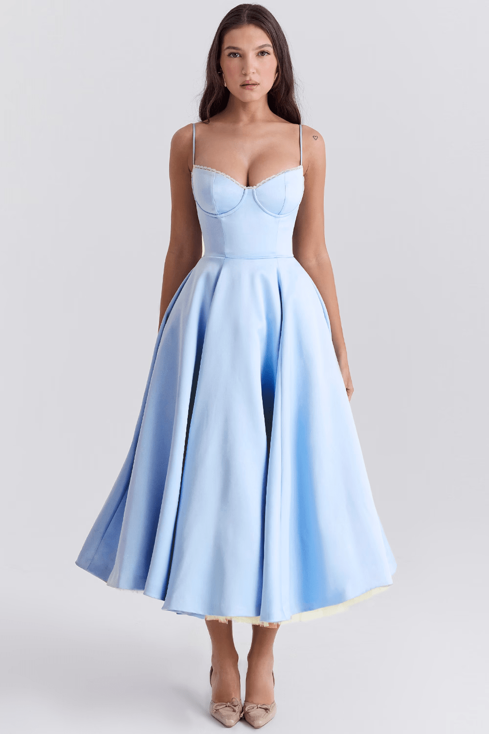 Robe évasée | Satin | Élégance et raffinement